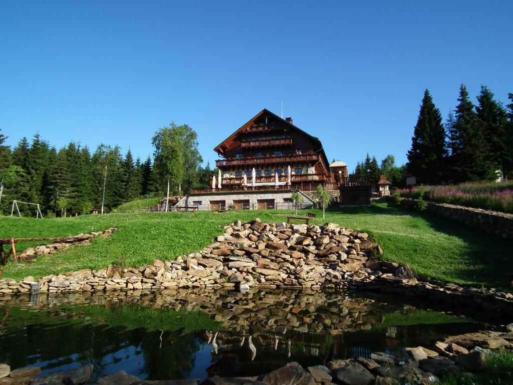 Hotel Alpska Vyhlidka 克维尔达 外观 照片
